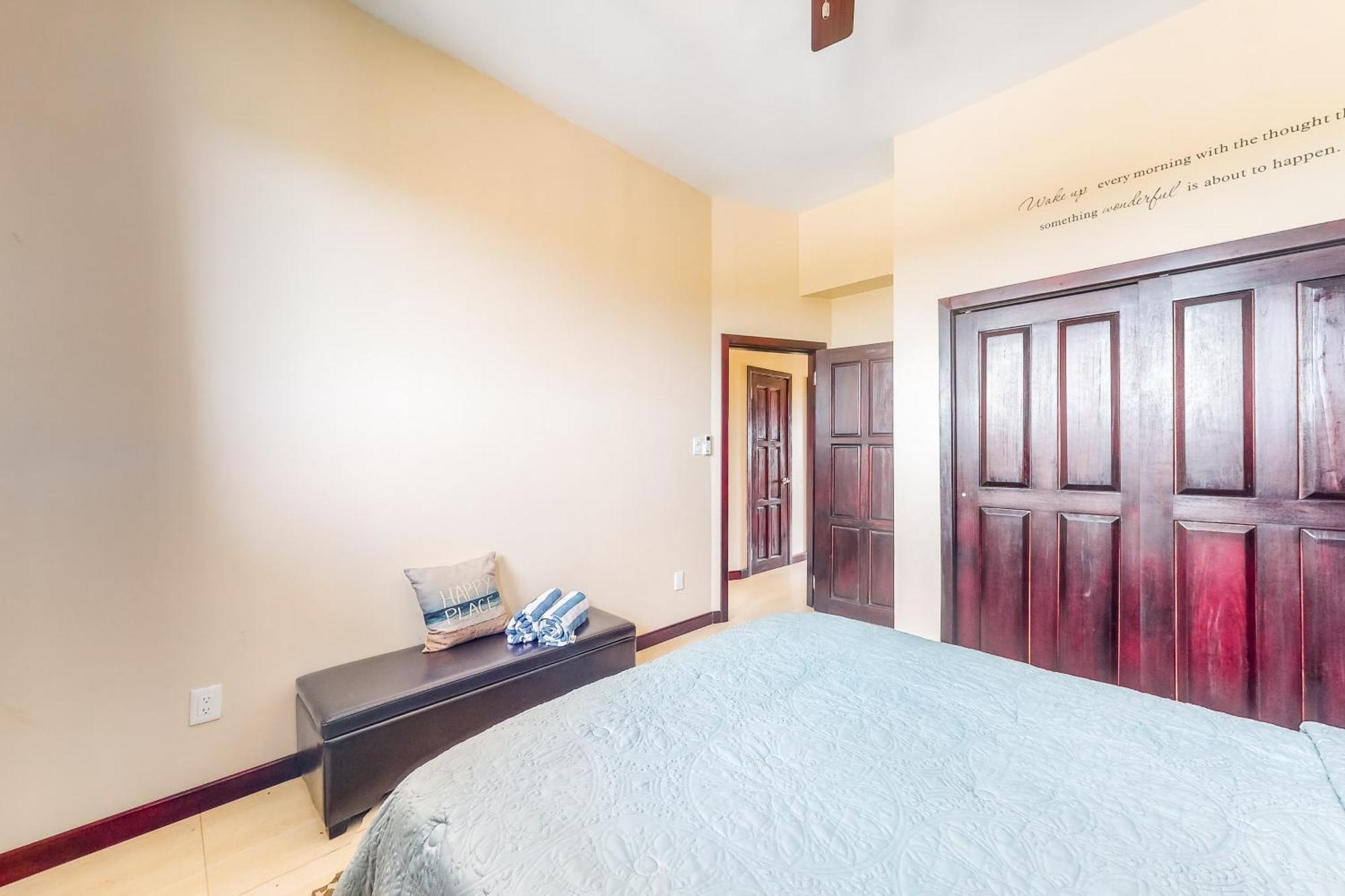 Blue Water Beach Villas سان بيدرو الغرفة الصورة