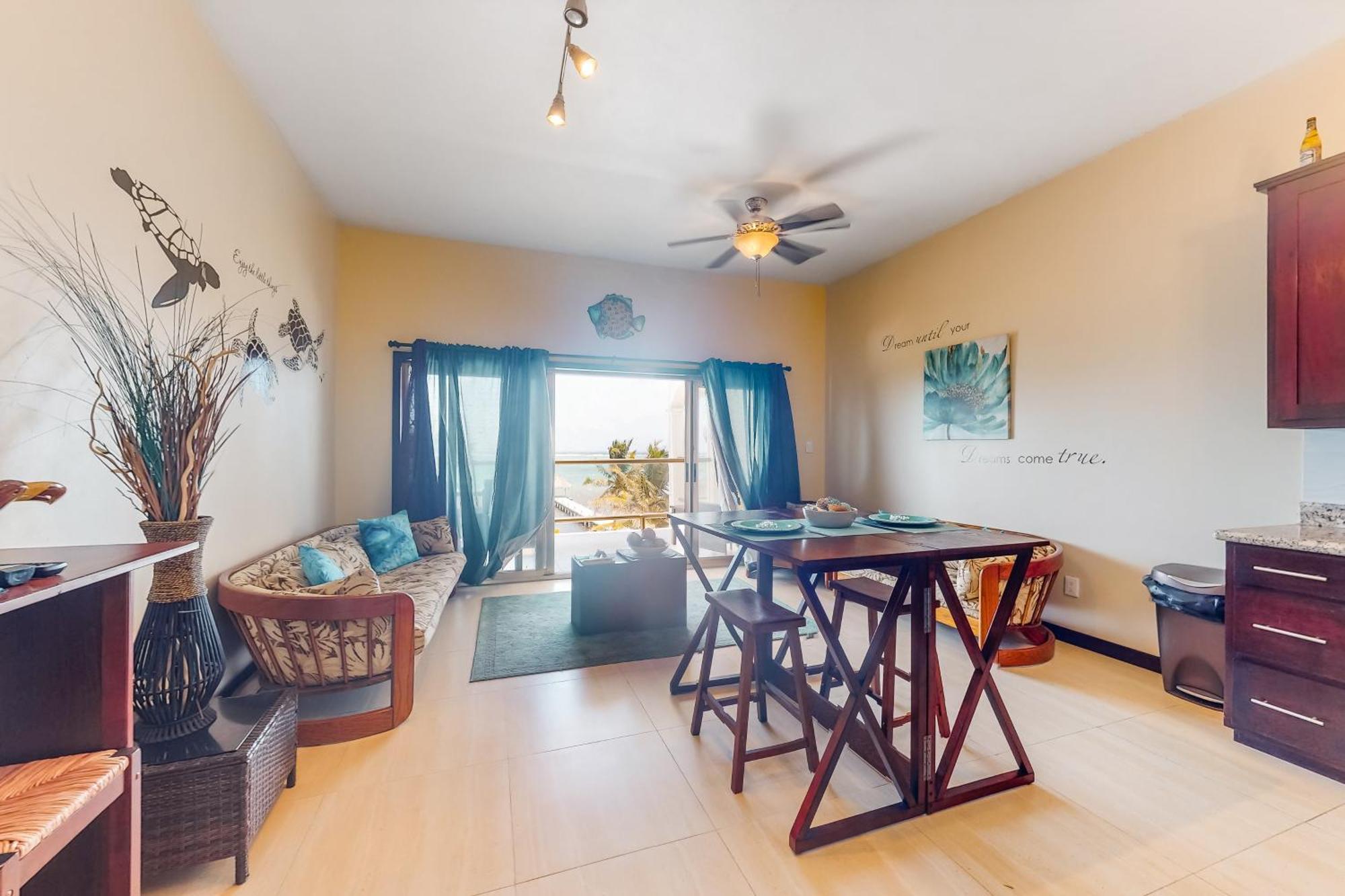 Blue Water Beach Villas سان بيدرو الغرفة الصورة