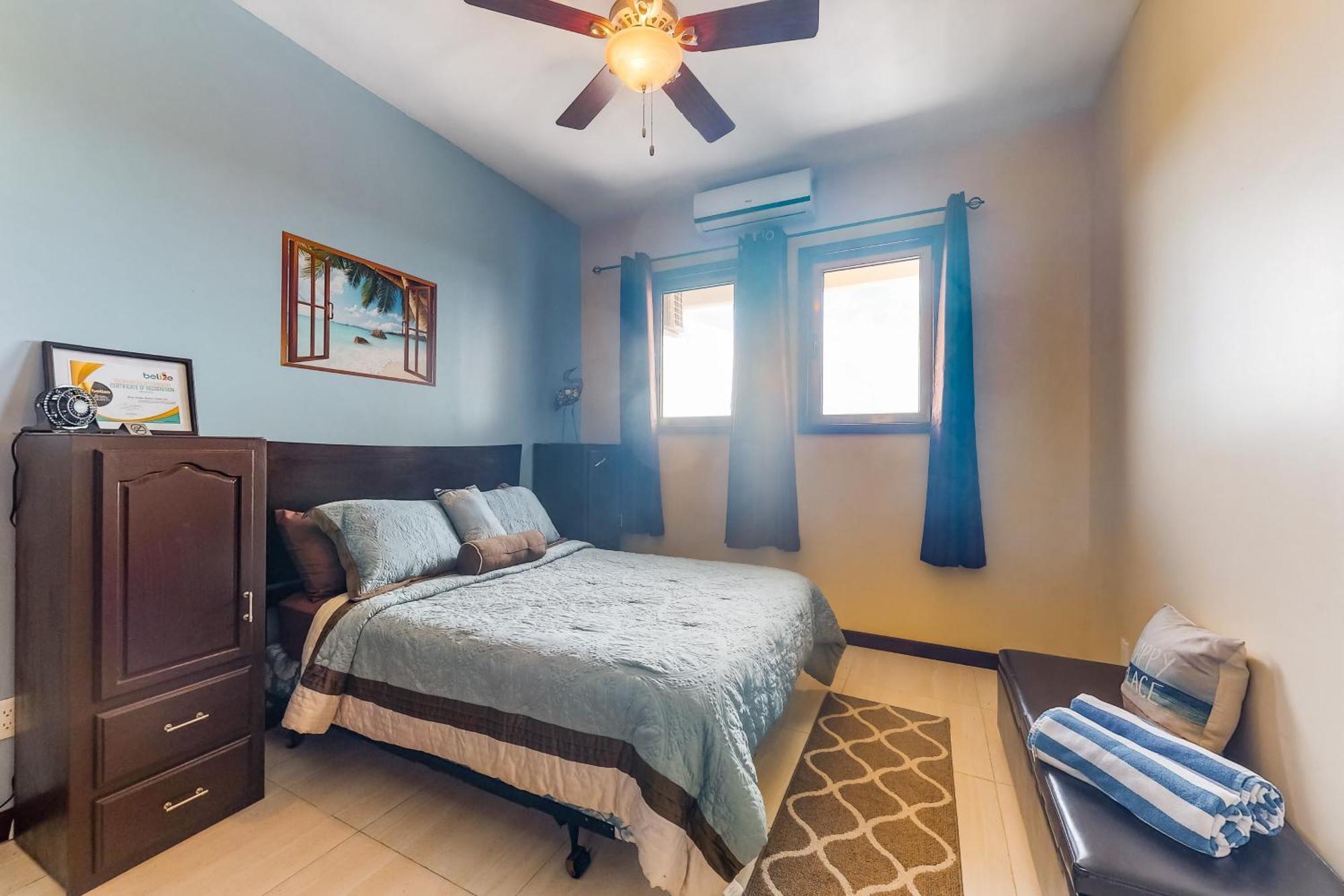 Blue Water Beach Villas سان بيدرو الغرفة الصورة